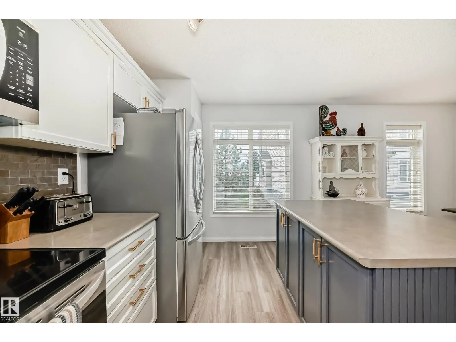 #186 1804 70 ST SW SW
