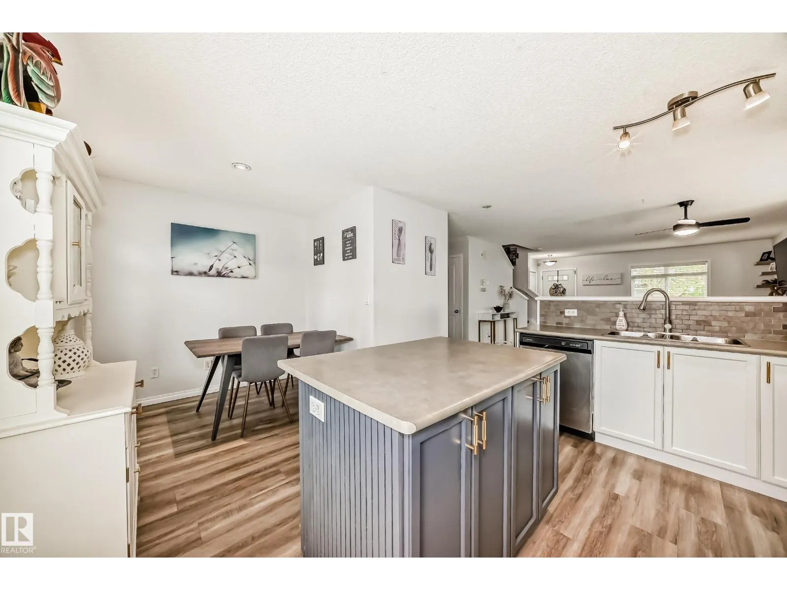 #186 1804 70 ST SW SW