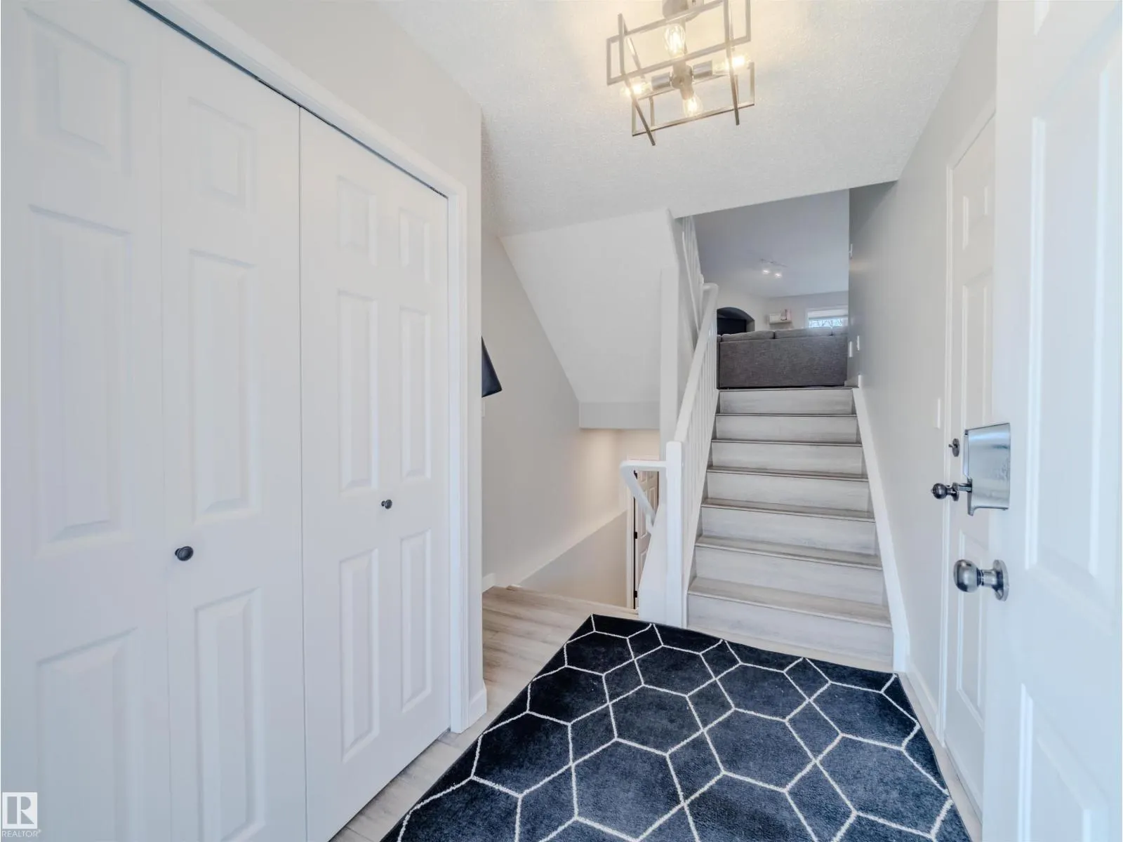 #18 64 BLACKBURN SW
