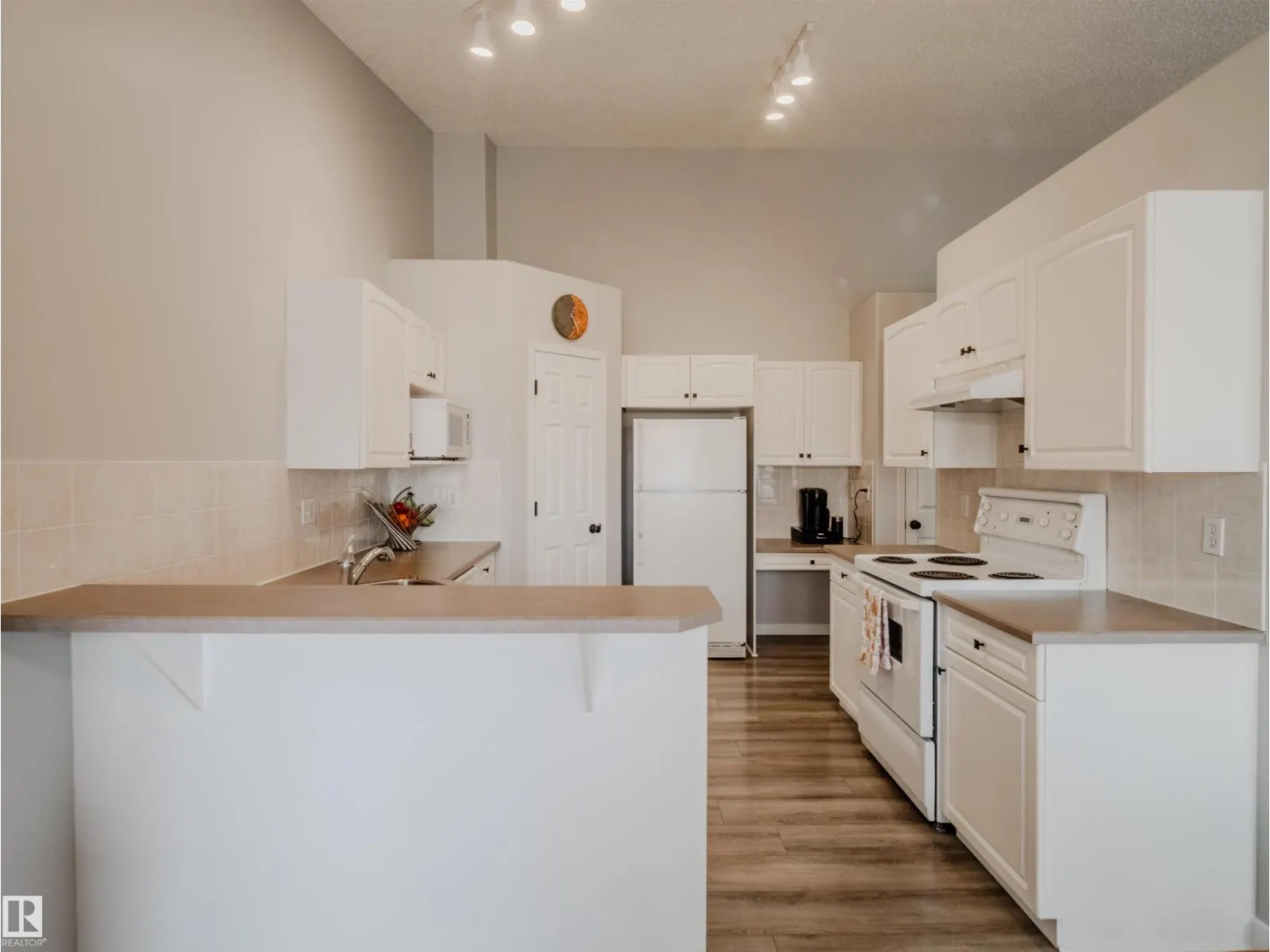 #18 64 BLACKBURN SW