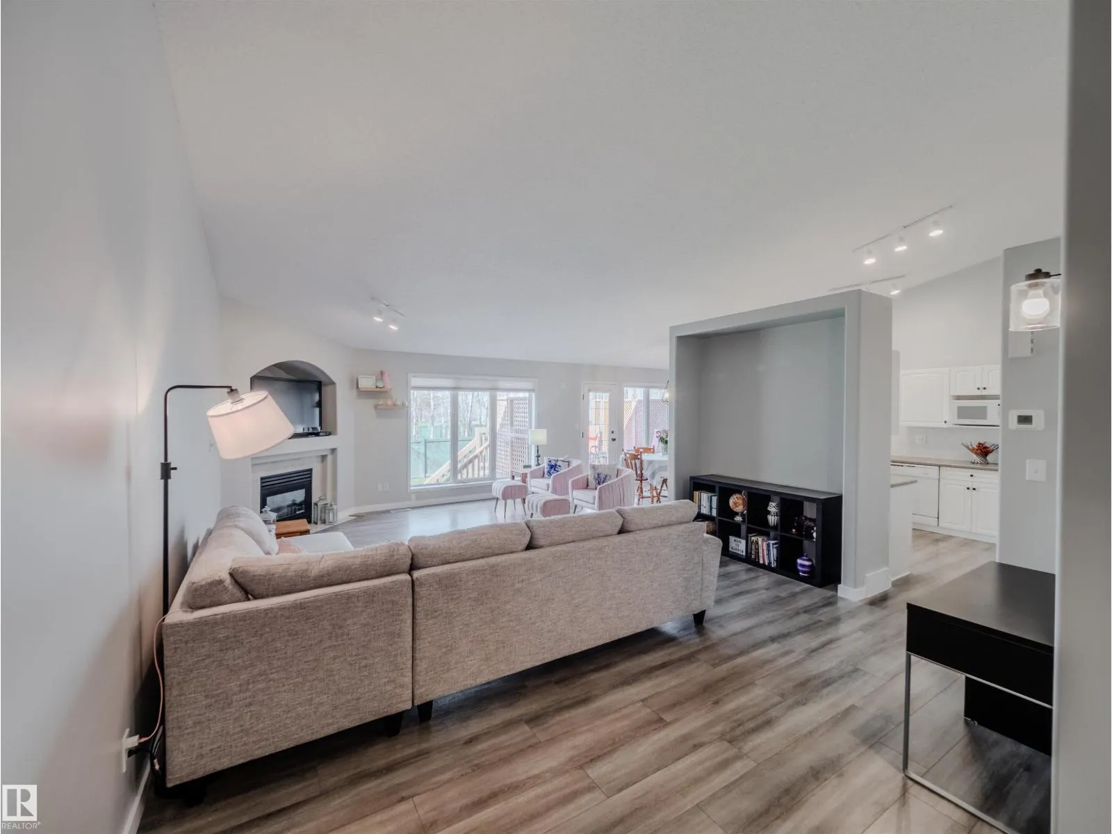 #18 64 BLACKBURN SW