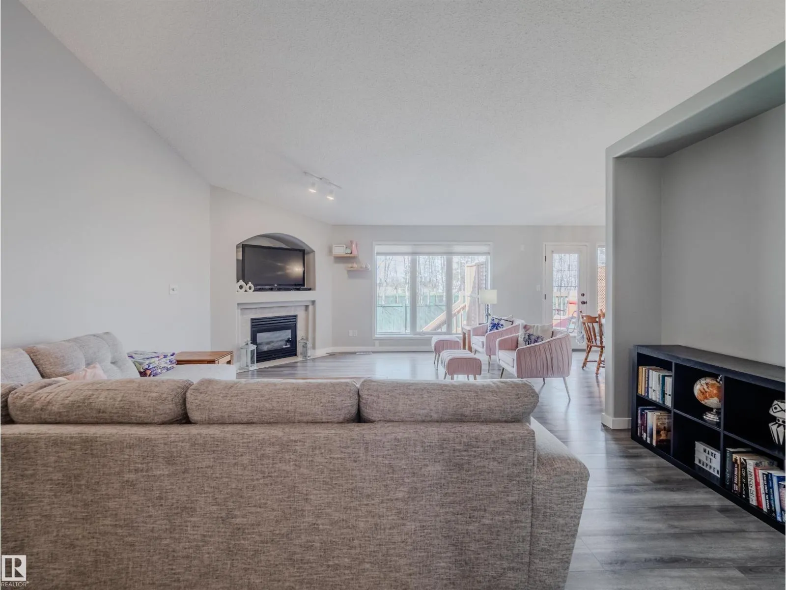 #18 64 BLACKBURN SW