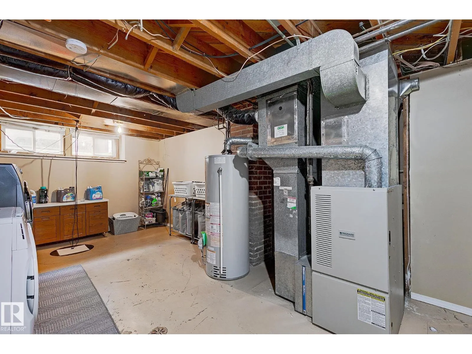 13919 102 AV NW