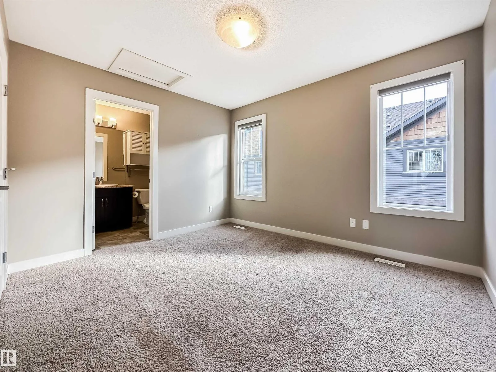 #44 1005 GRAYDON HILL BV SW