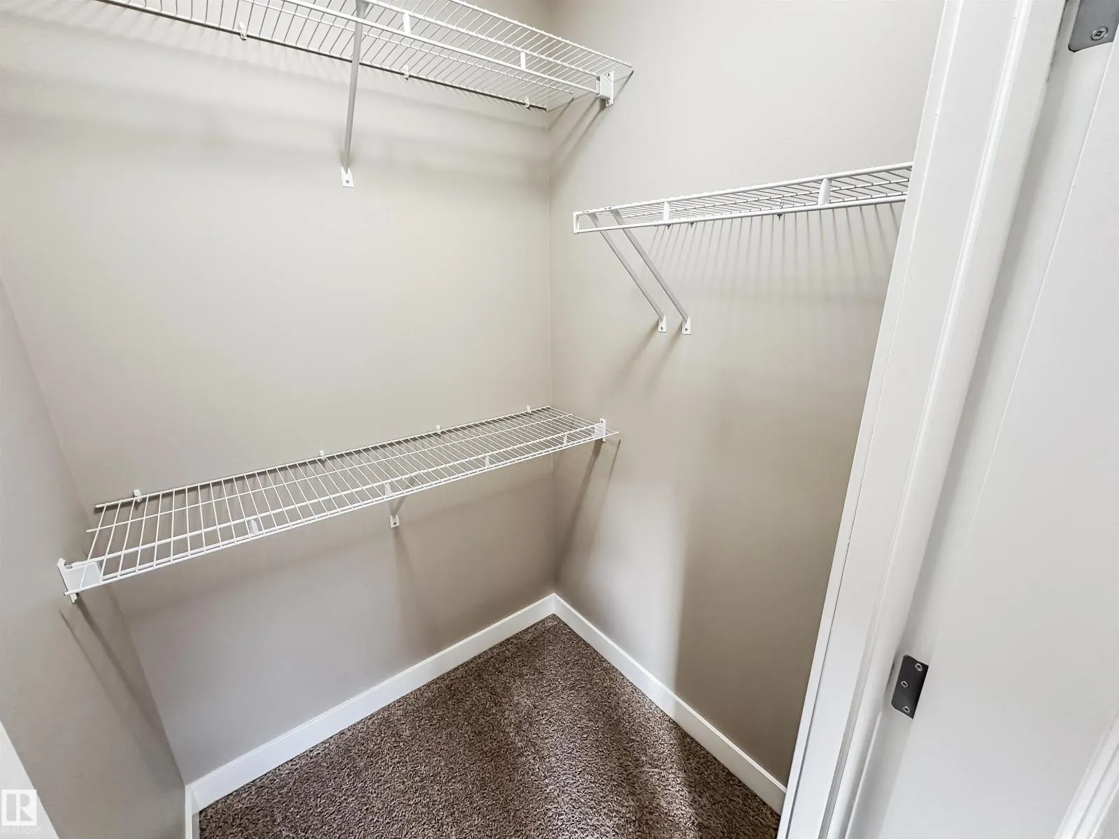 #44 1005 GRAYDON HILL BV SW