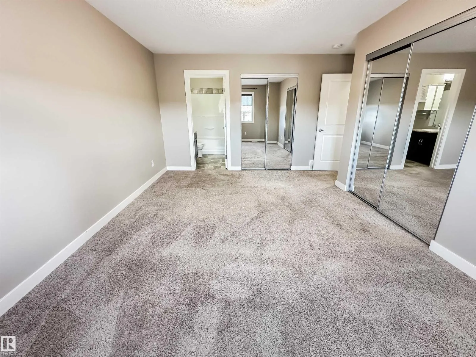 #44 1005 GRAYDON HILL BV SW