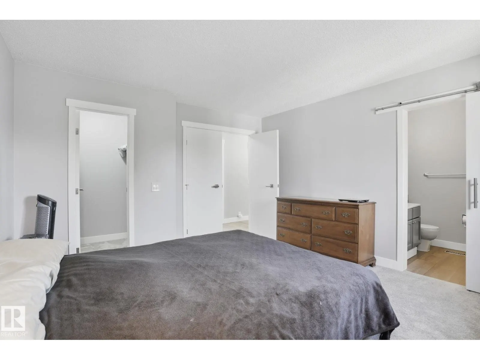 14208 30 ST NW