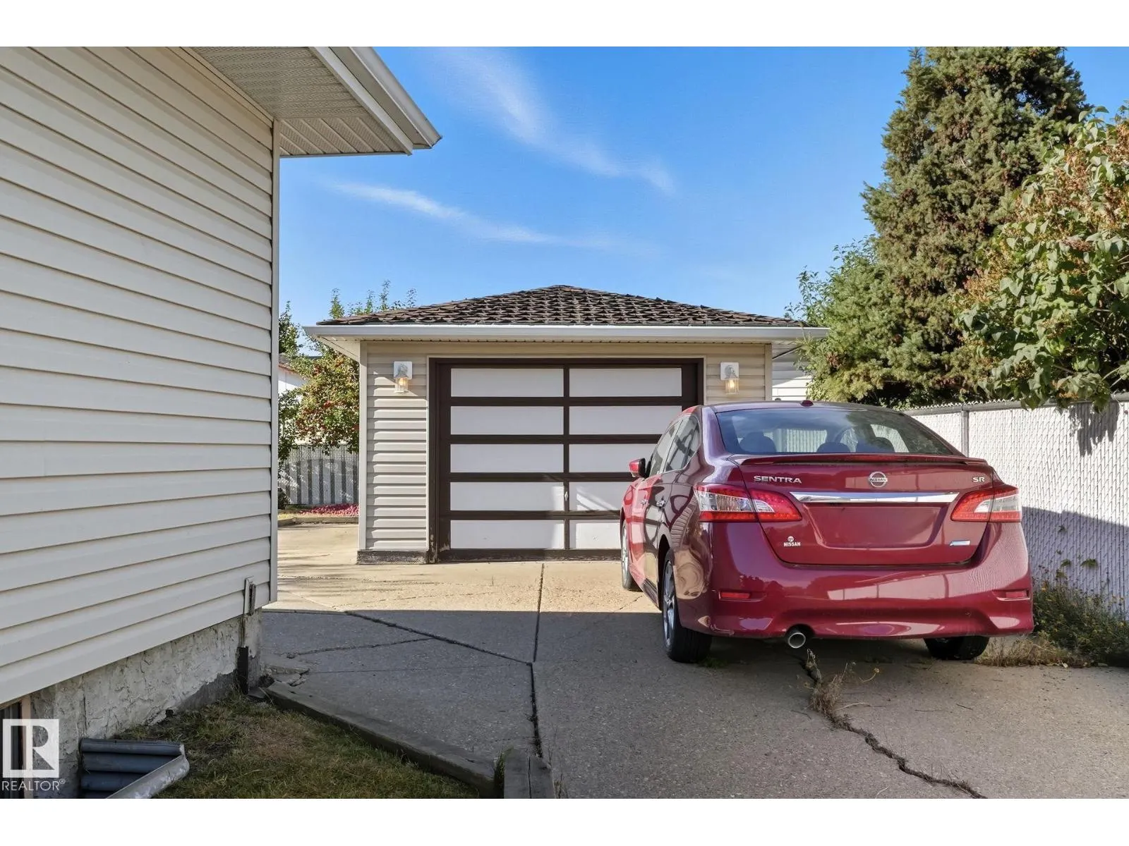 14208 30 ST NW