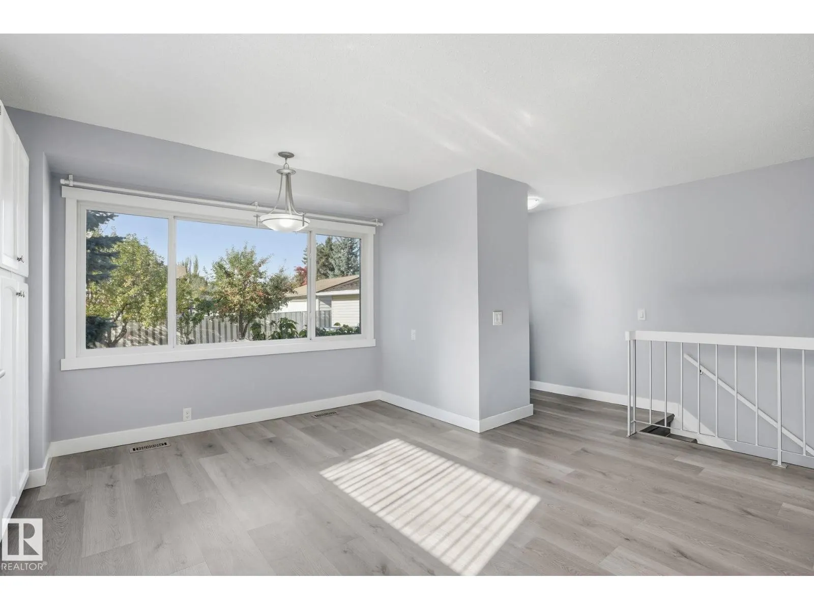 14208 30 ST NW