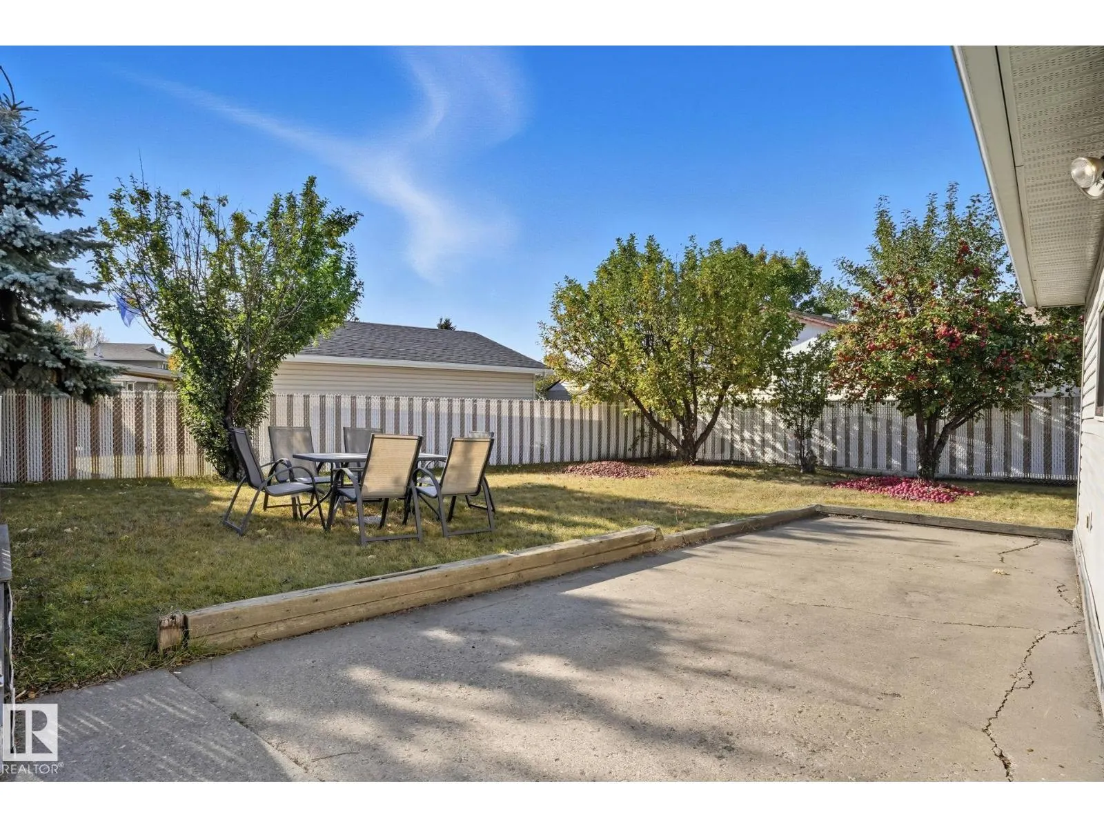14208 30 ST NW