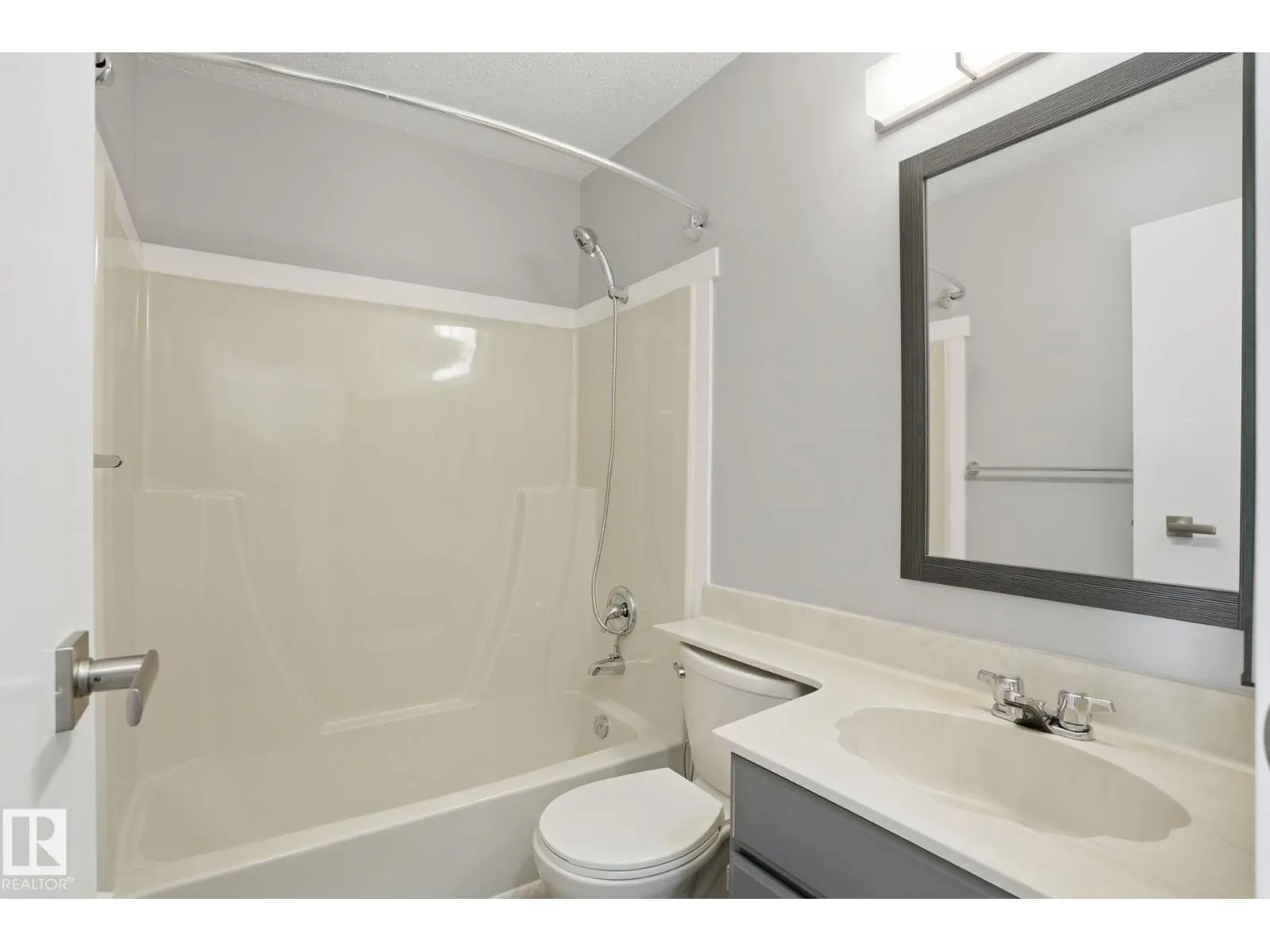 14208 30 ST NW