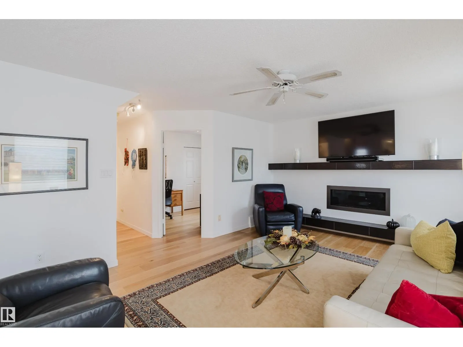 312 BUCHANAN WY NW