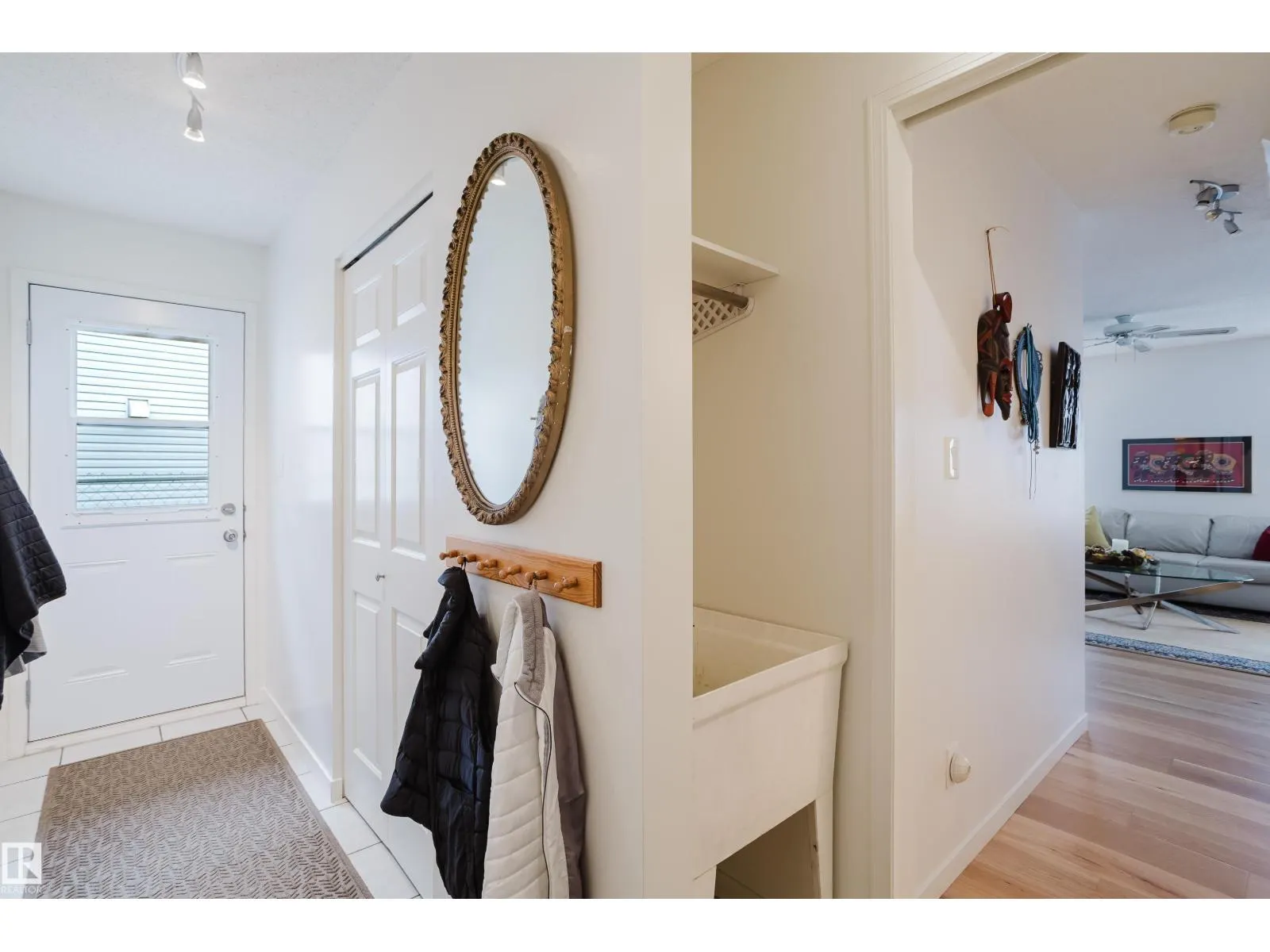 312 BUCHANAN WY NW