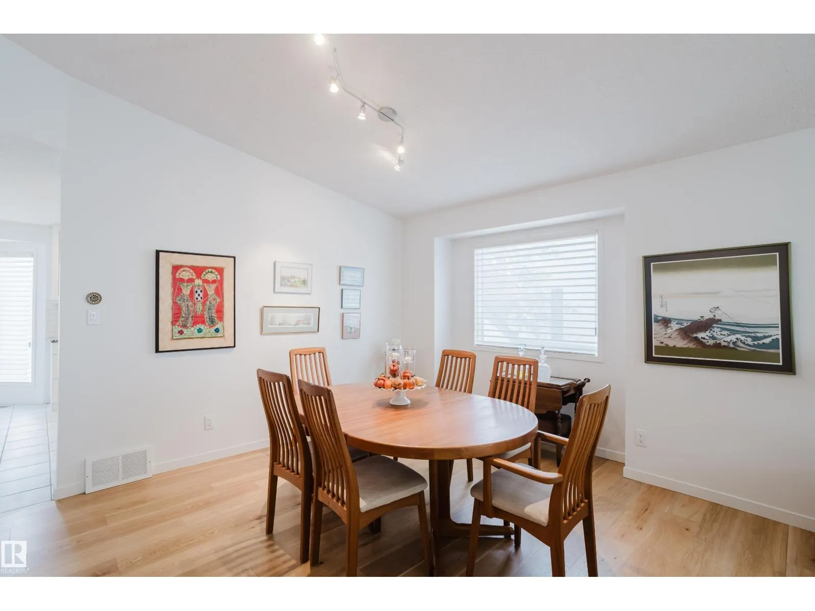 312 BUCHANAN WY NW