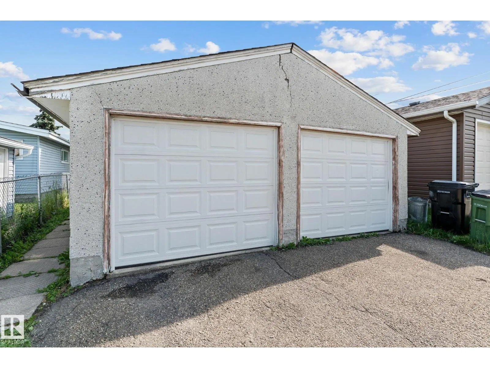 8216 133A AV NW