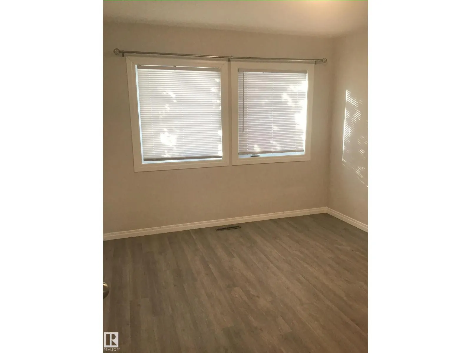 9035 149 ST NW