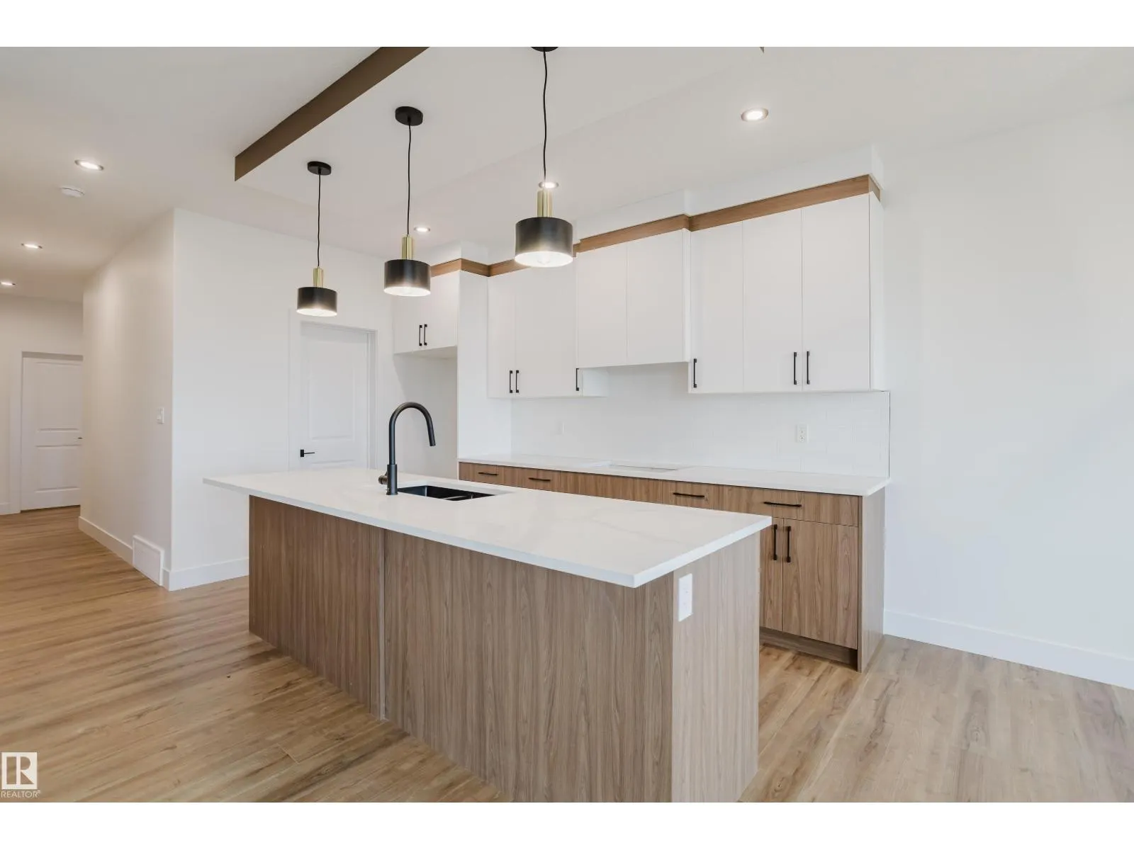 341 Munn WY
