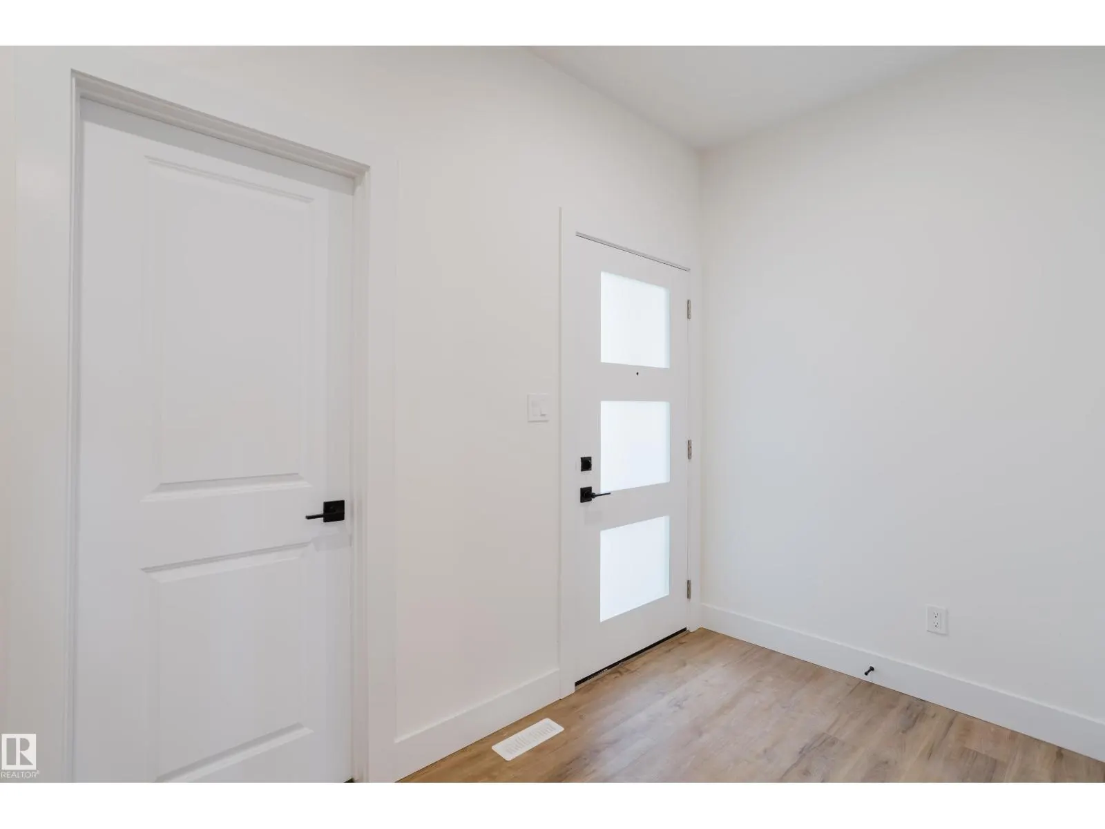 341 Munn WY