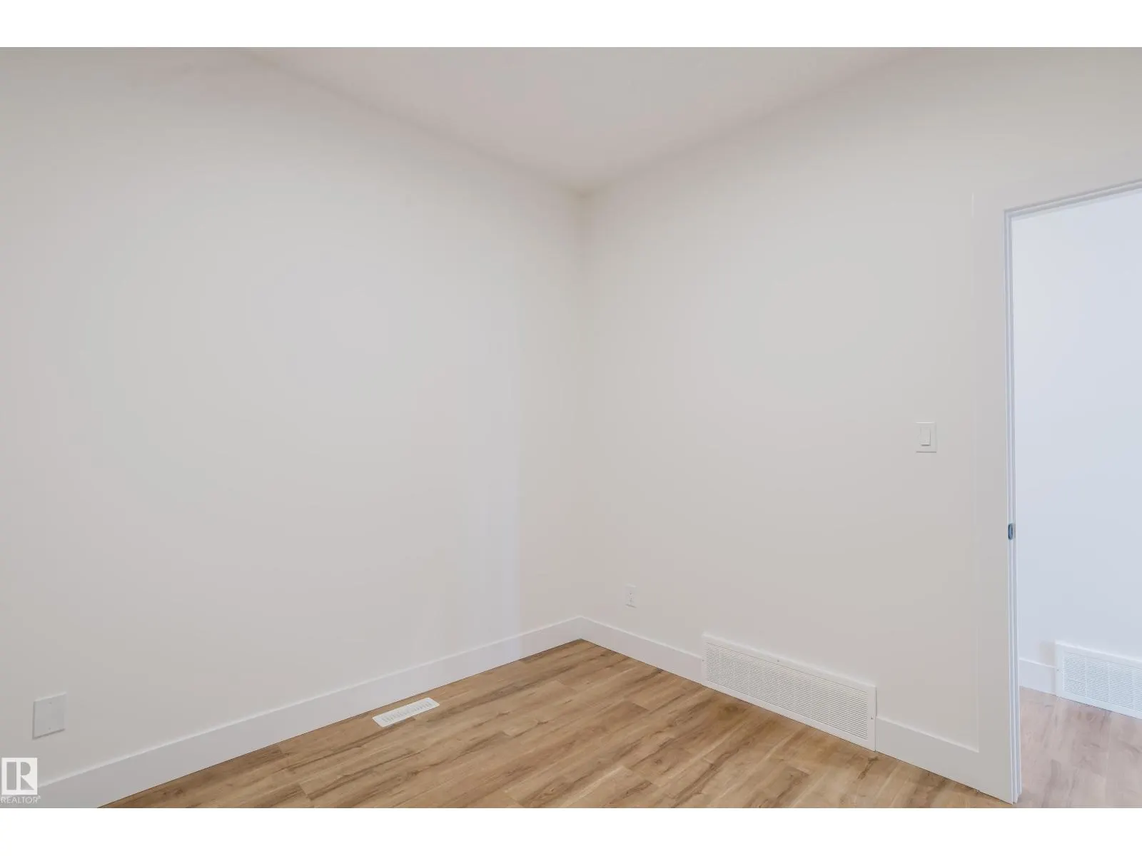 341 Munn WY