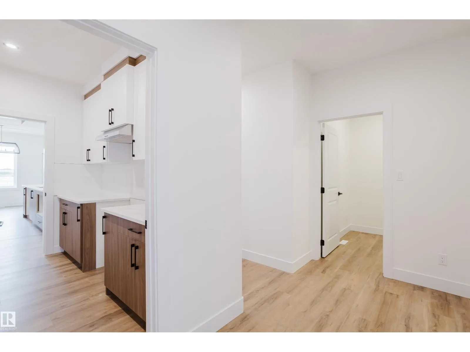 341 Munn WY