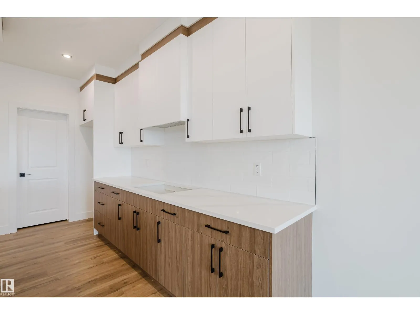 341 Munn WY