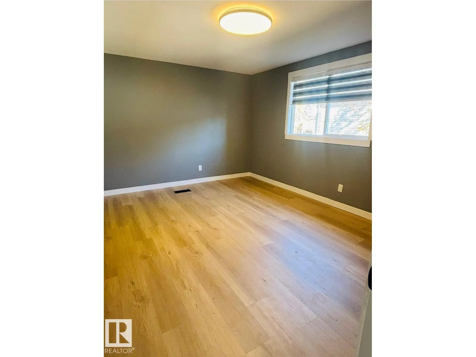 13 Maple Terrace NW