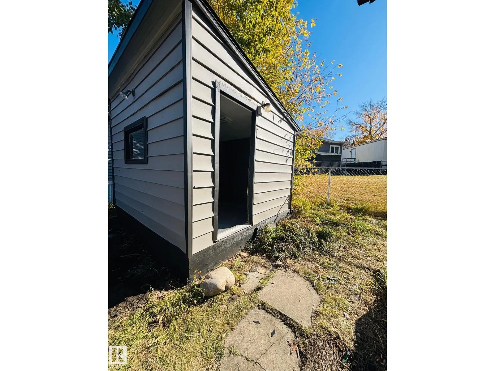 13 Maple Terrace NW