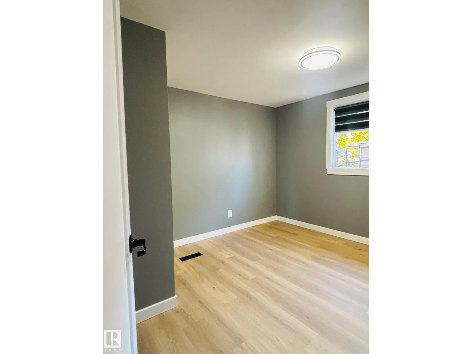 13 Maple Terrace NW