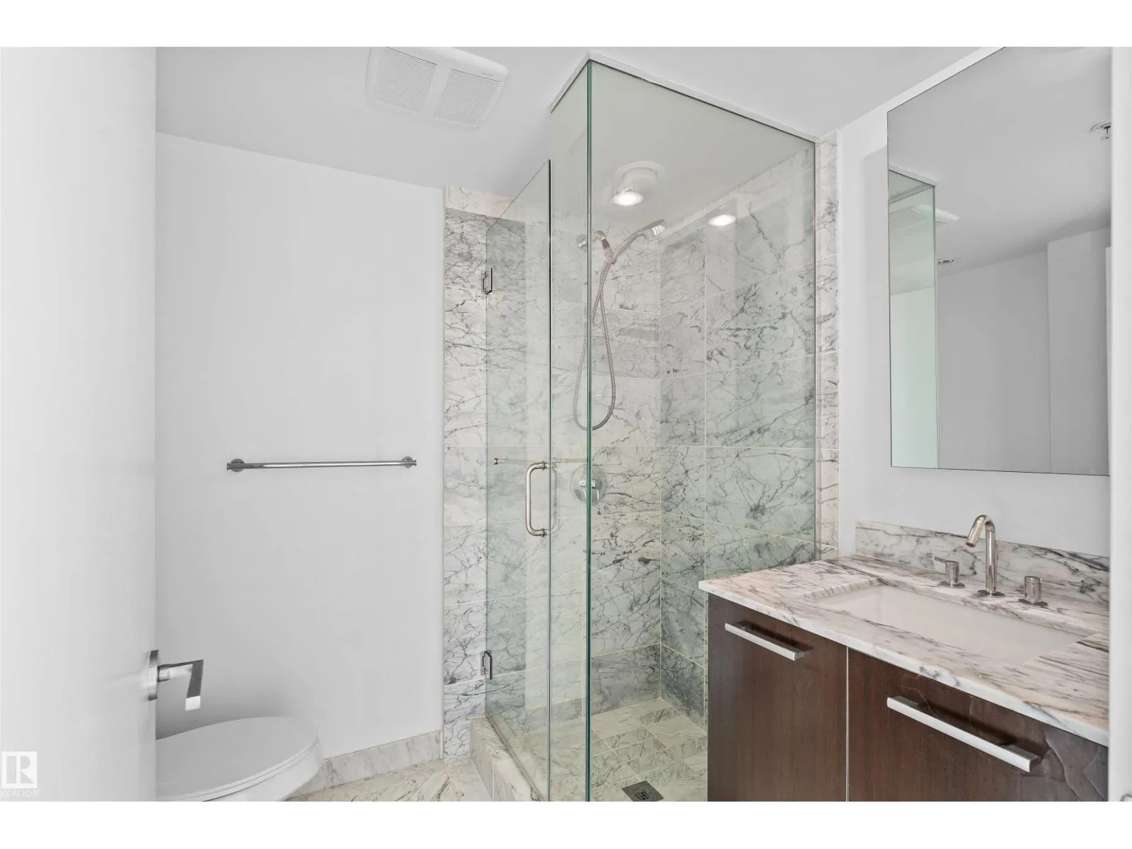 #209 2606 109 ST NW