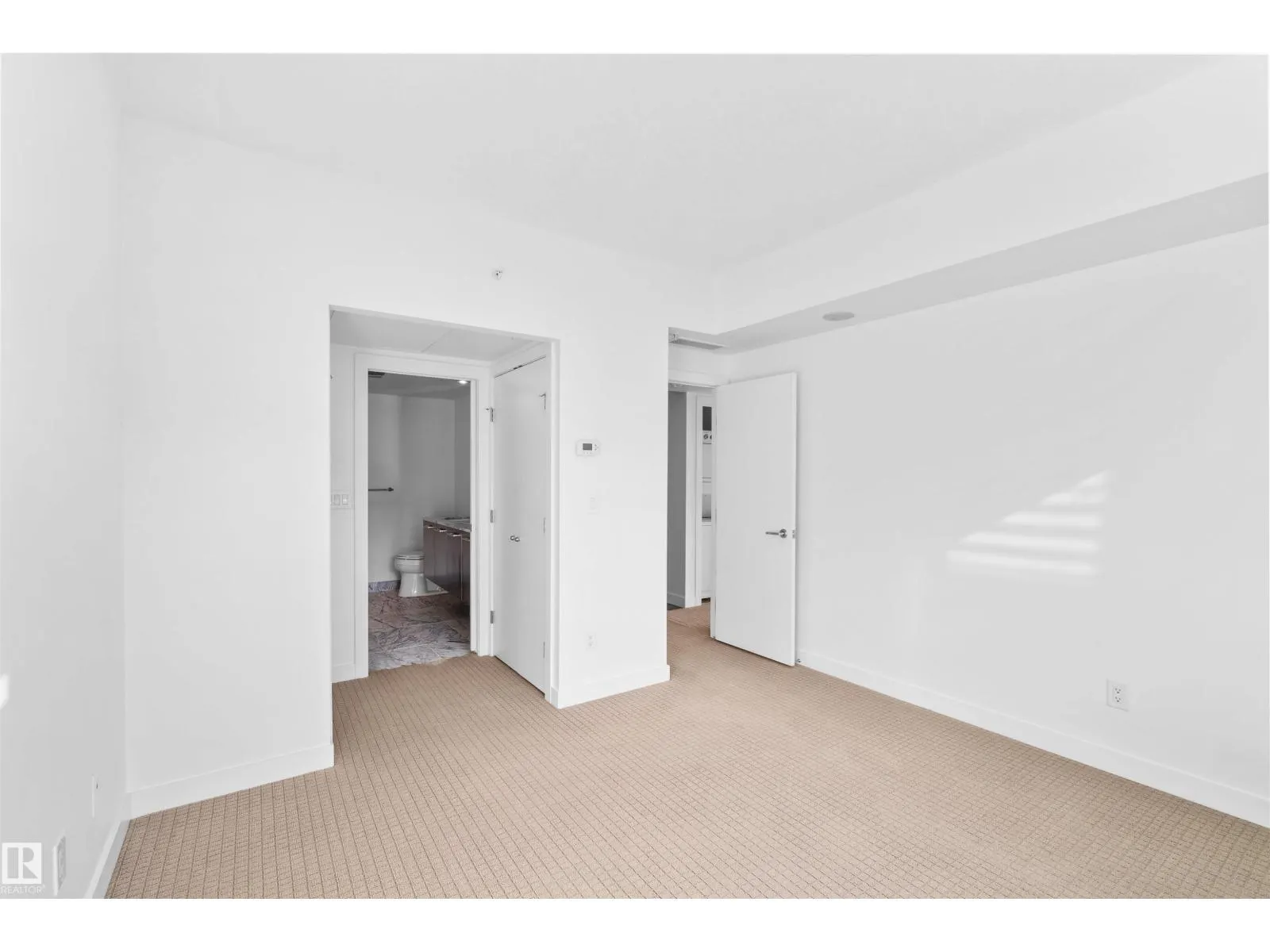 #209 2606 109 ST NW
