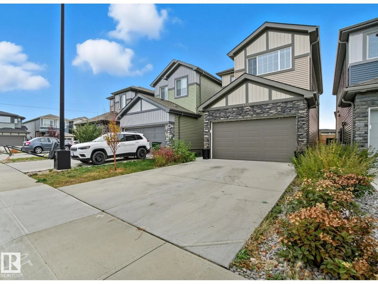 9307 PEAR LINK SW