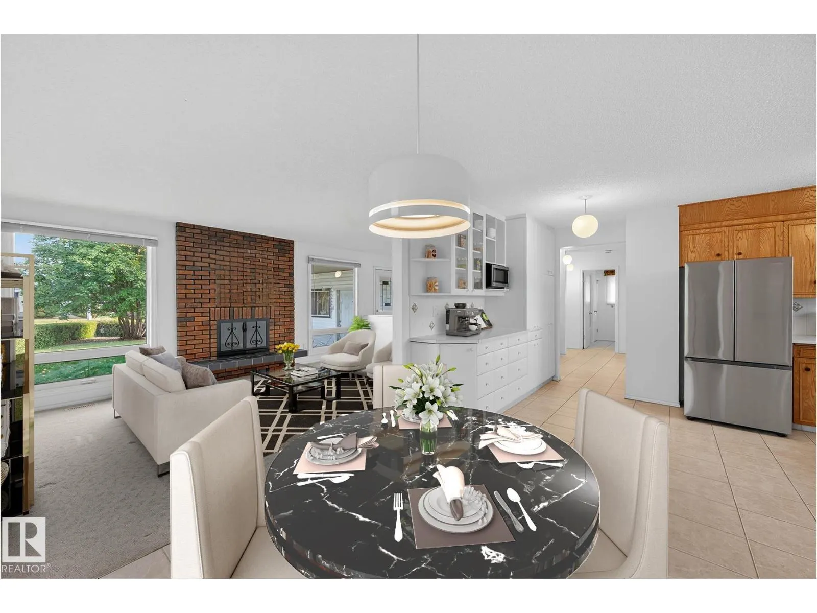 1904 89 ST NW