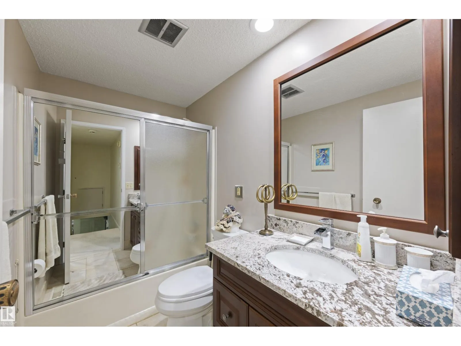 2811 125 ST NW