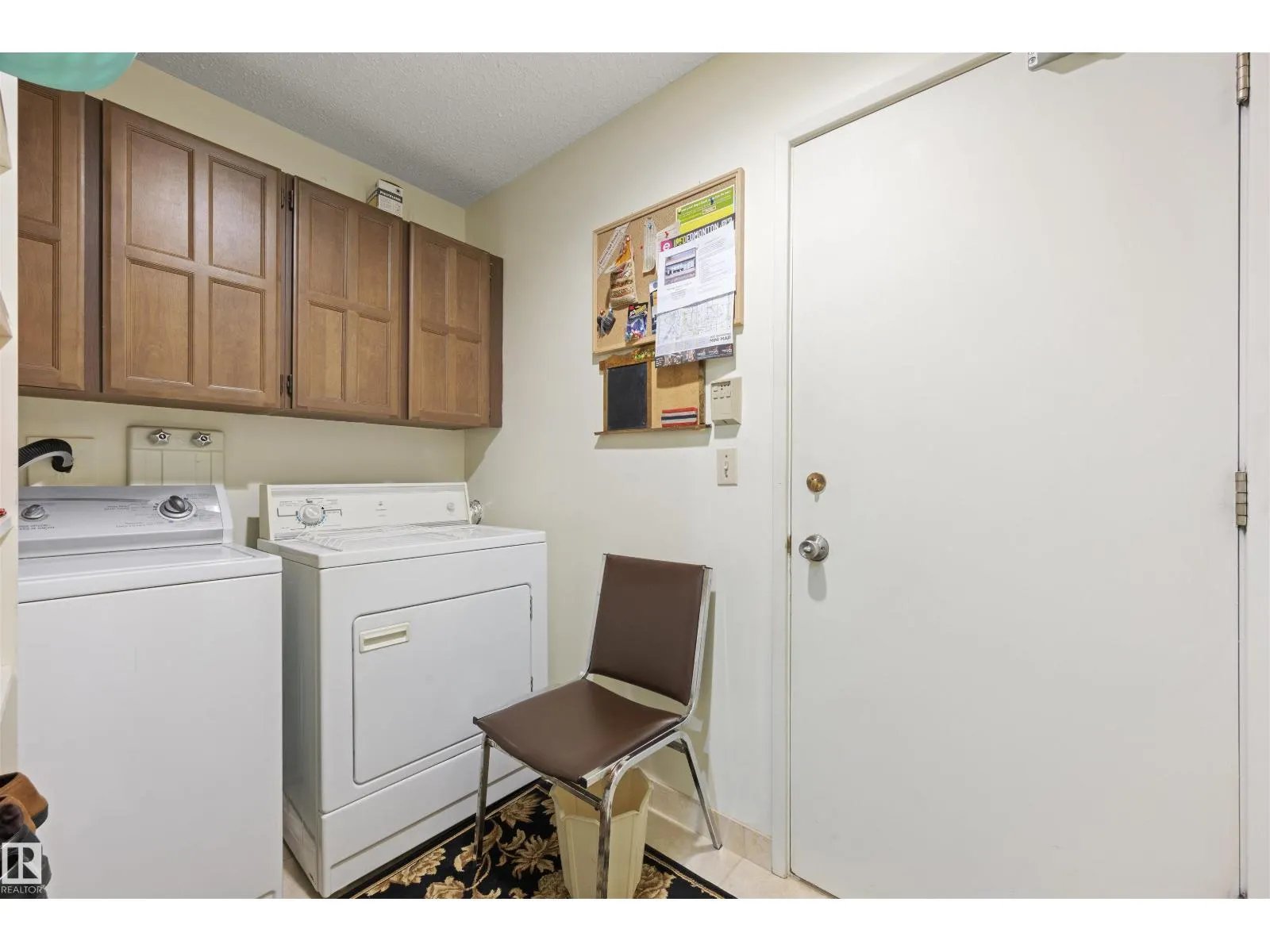 2811 125 ST NW
