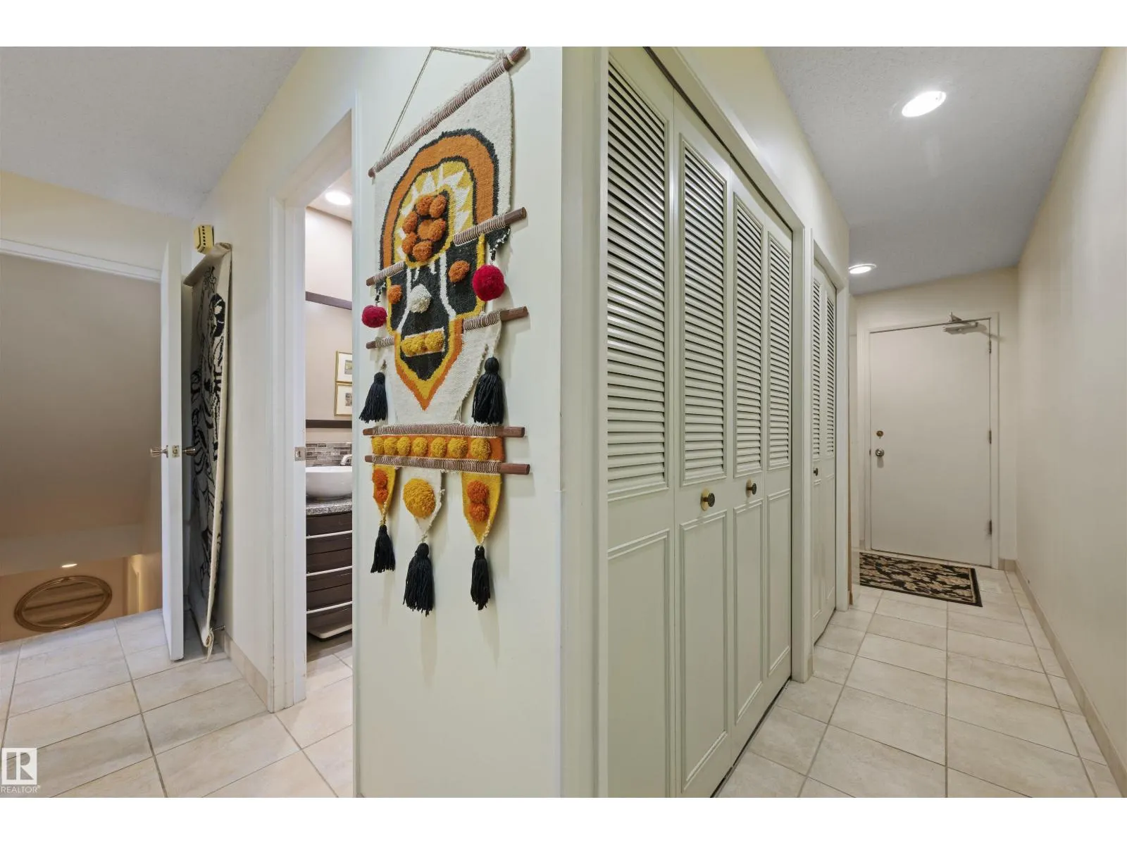 2811 125 ST NW