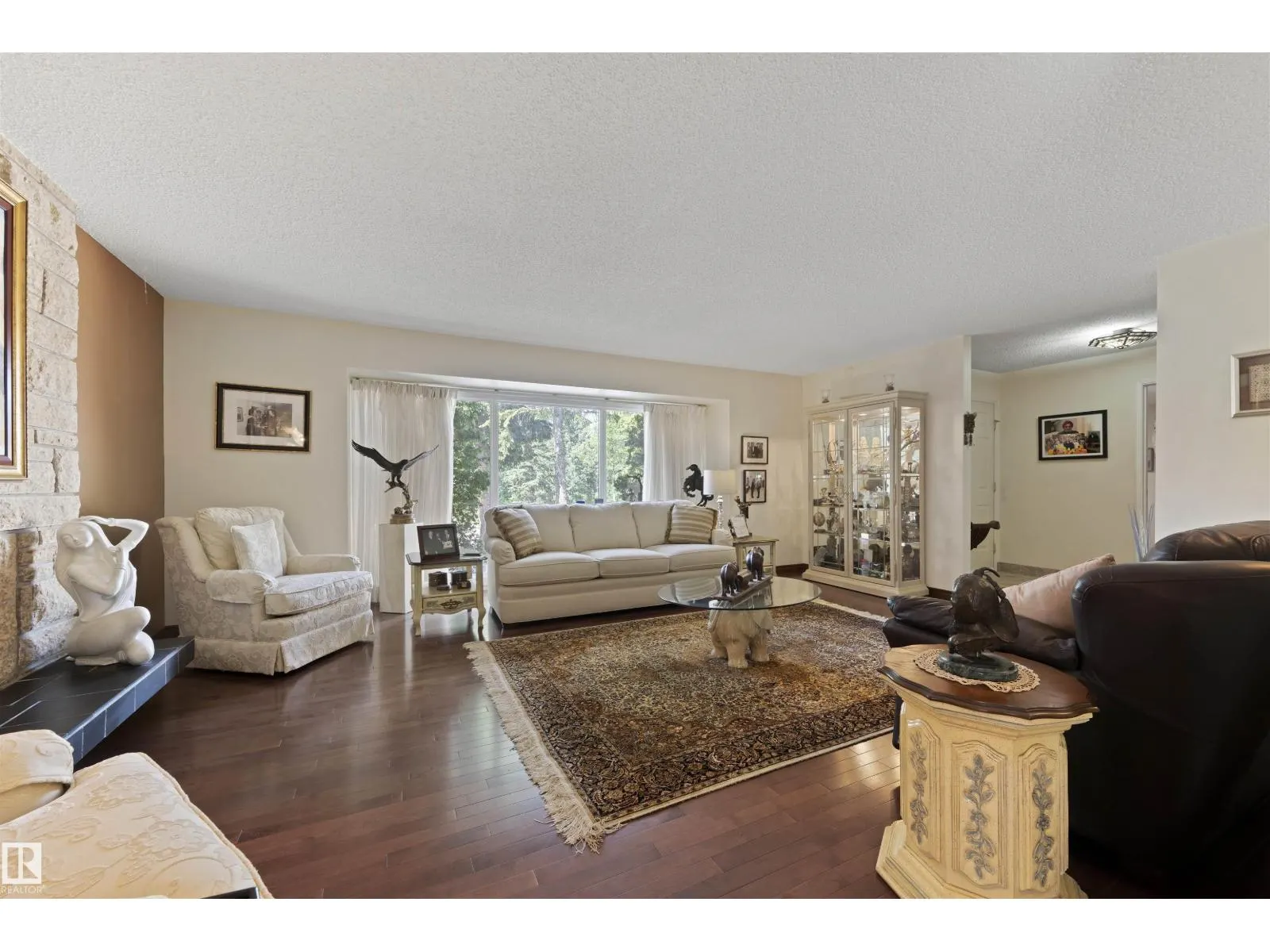 2811 125 ST NW