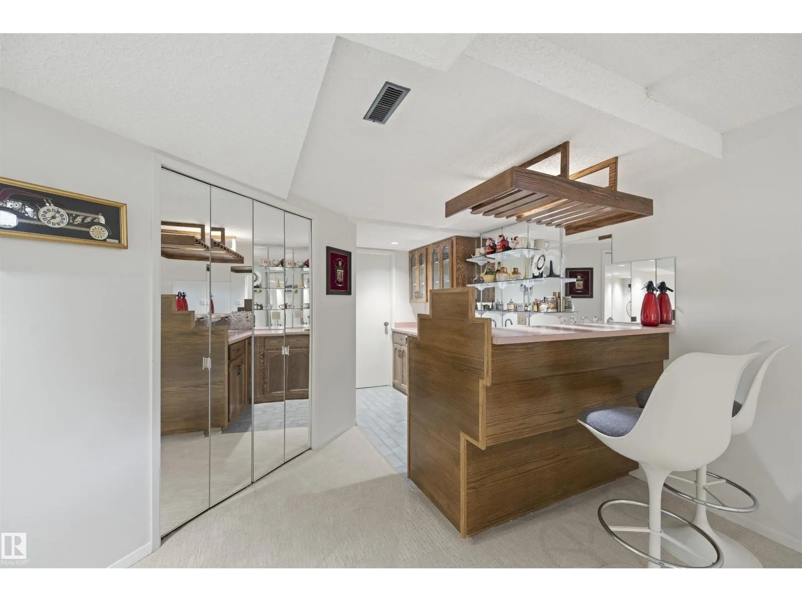 2811 125 ST NW