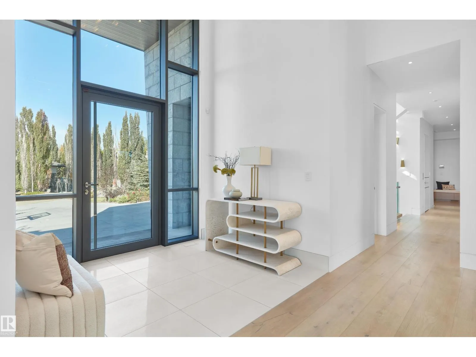 46 KINGSFORD CR