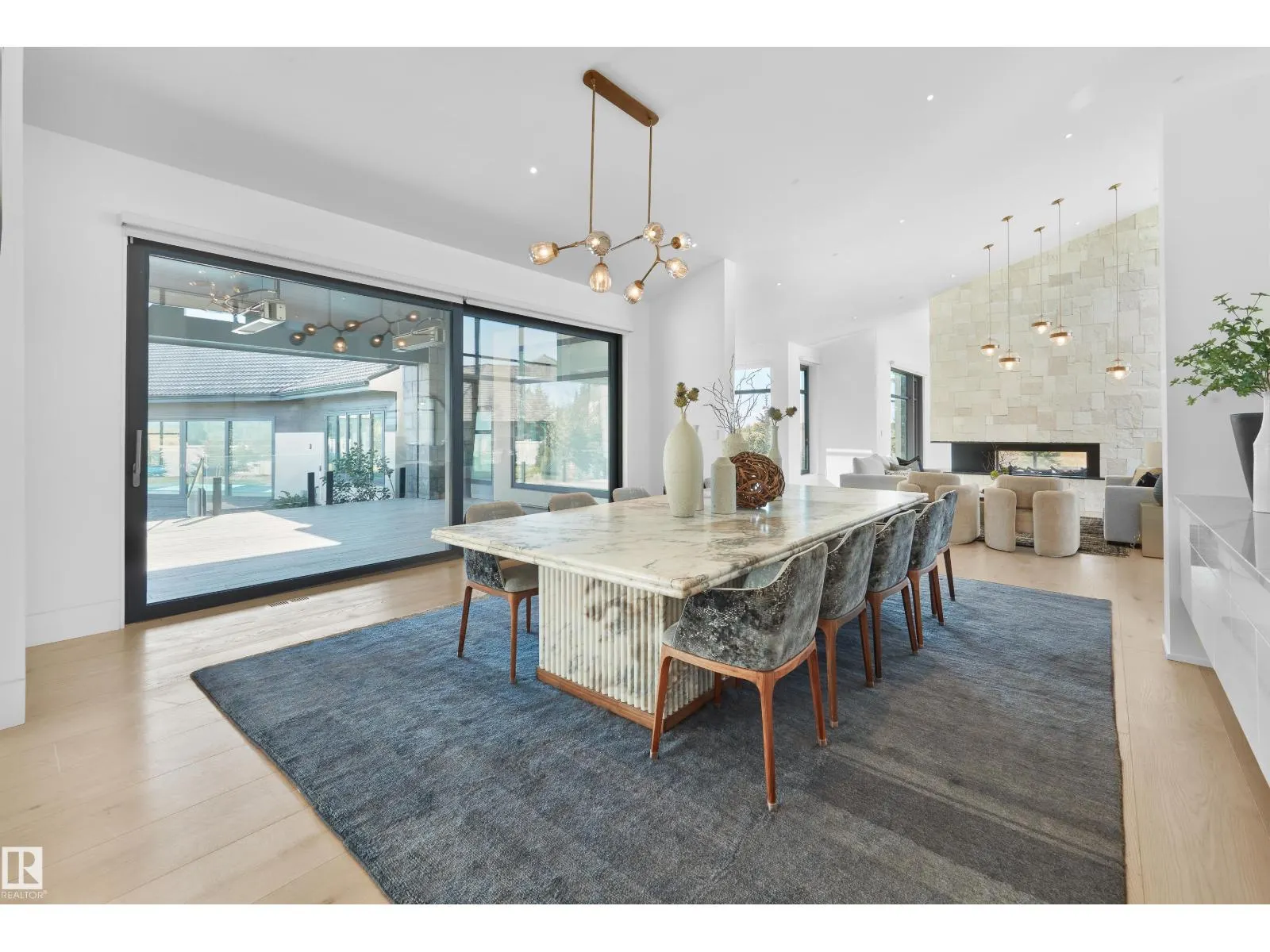 46 KINGSFORD CR