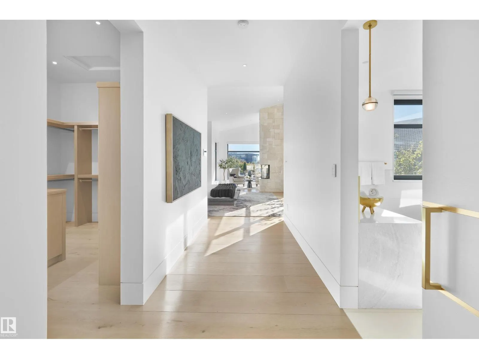 46 KINGSFORD CR