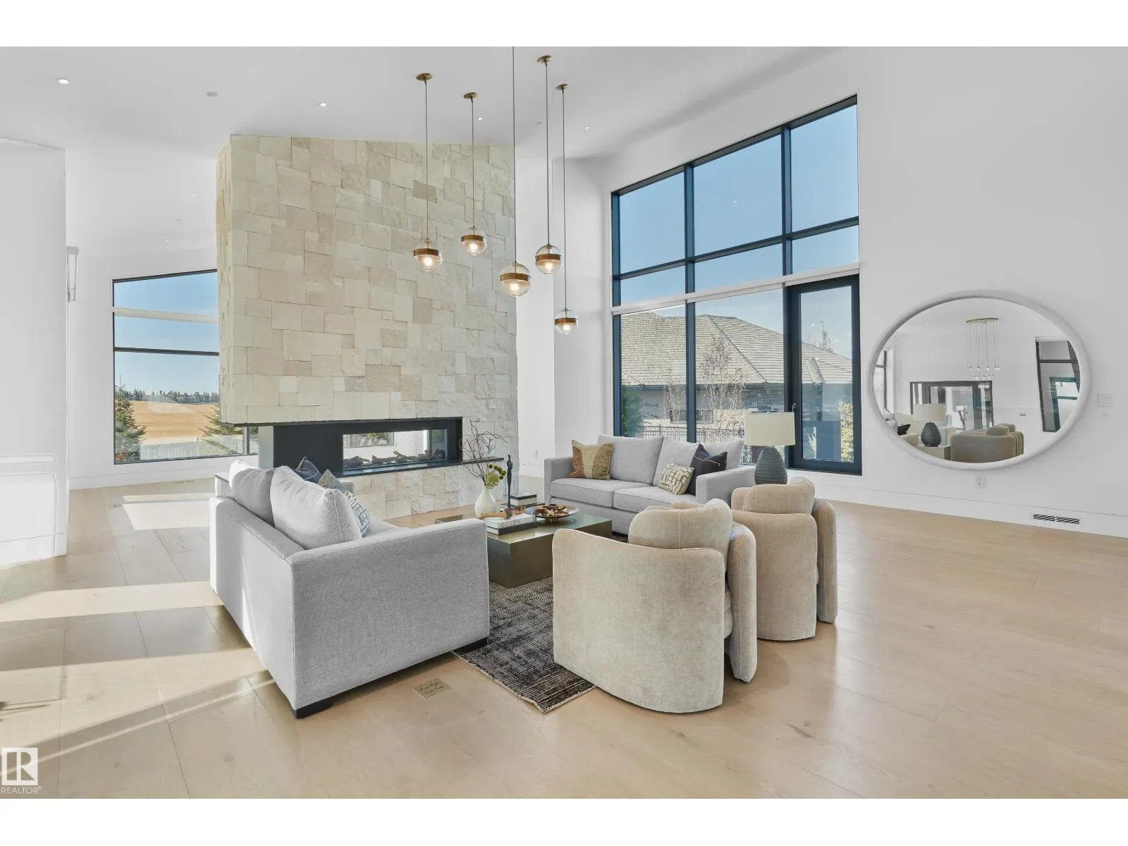 46 KINGSFORD CR