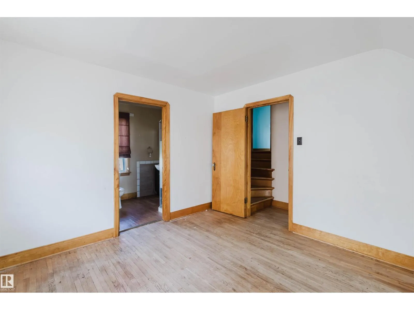 10827 111 ST NW