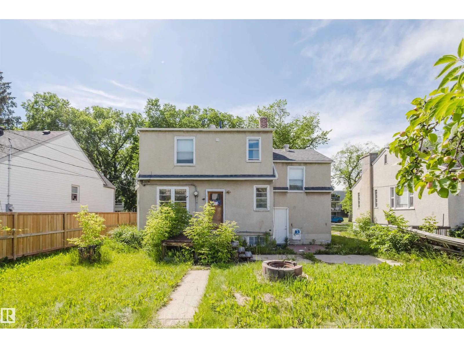 10827 111 ST NW