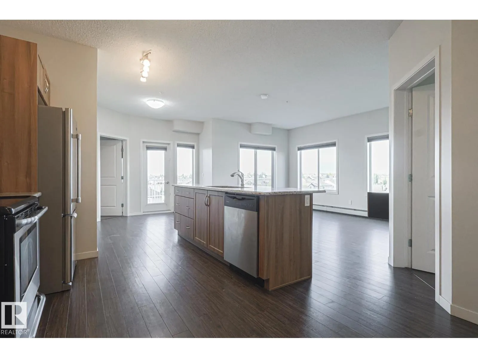 #402 1820 RUTHERFORD RD SW SW