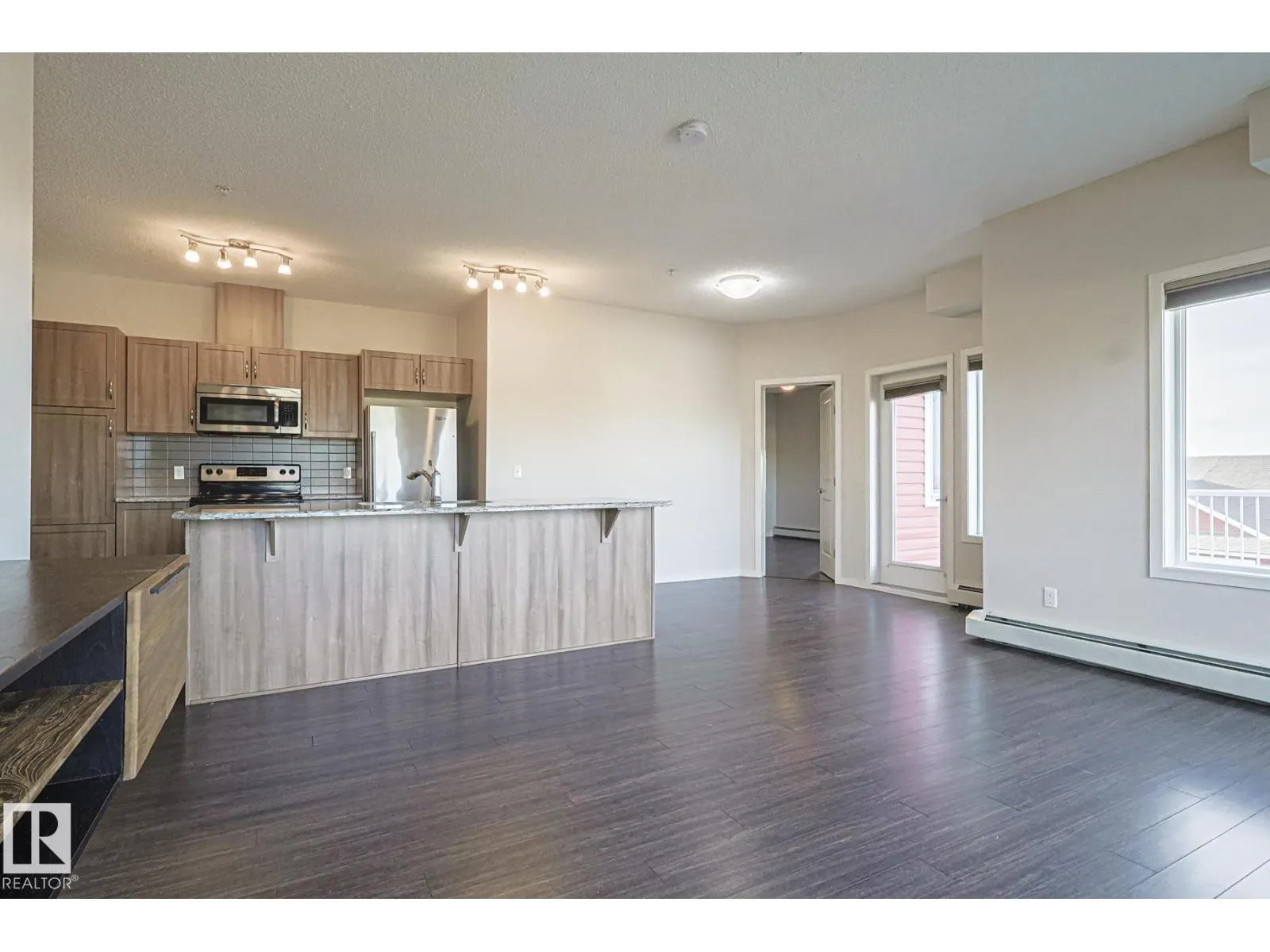 #402 1820 RUTHERFORD RD SW SW