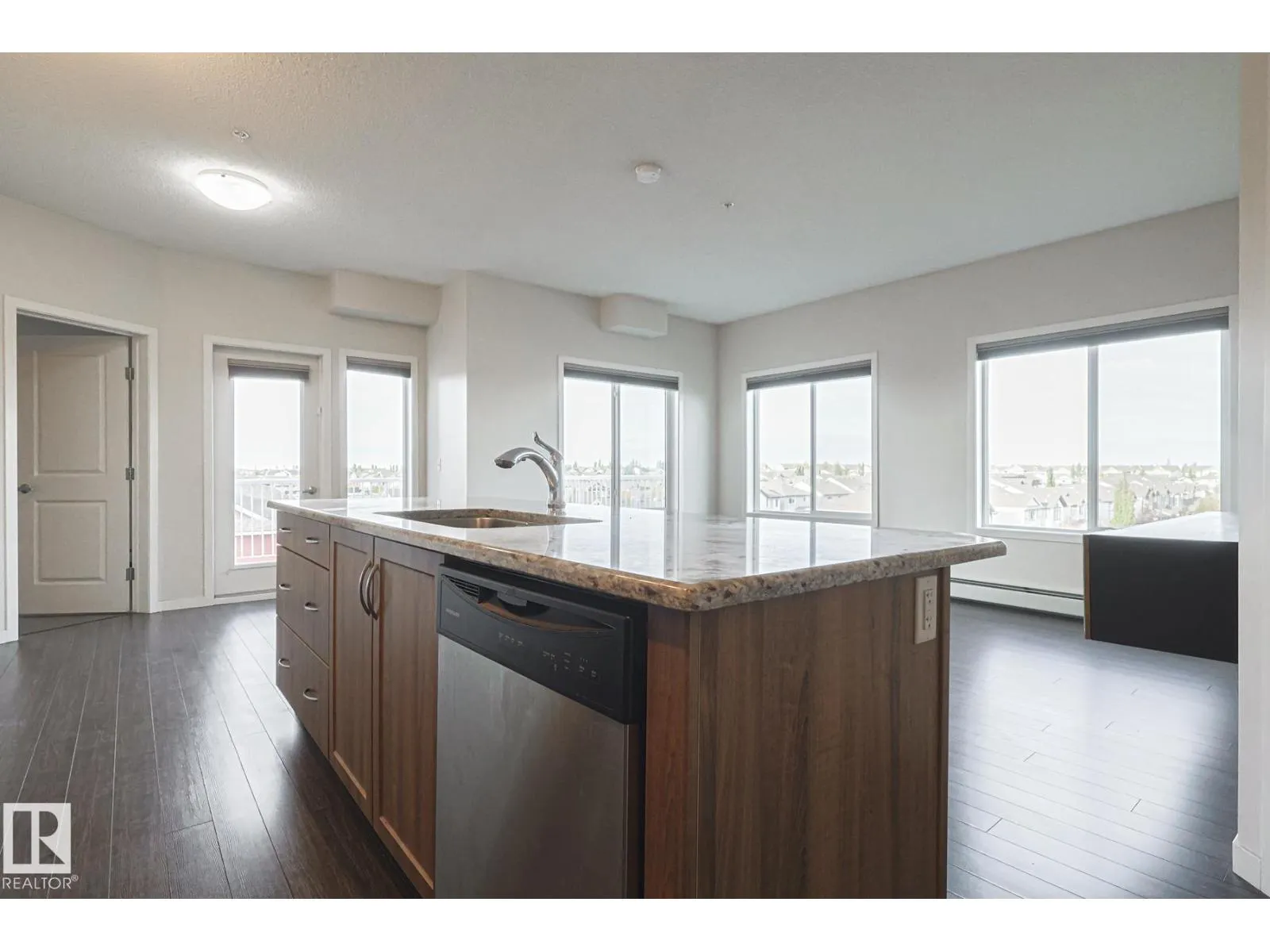 #402 1820 RUTHERFORD RD SW SW