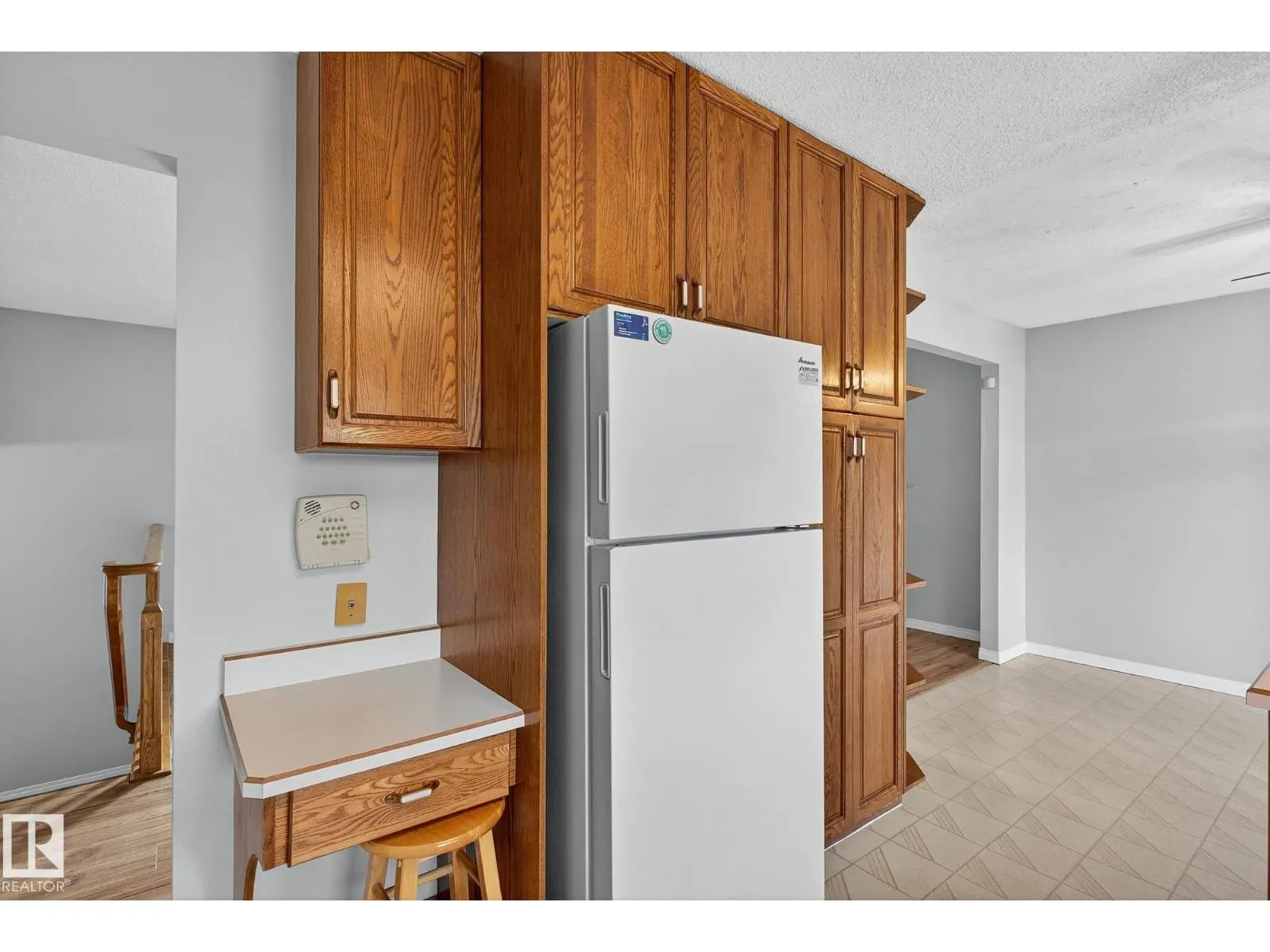 8012 172 ST NW