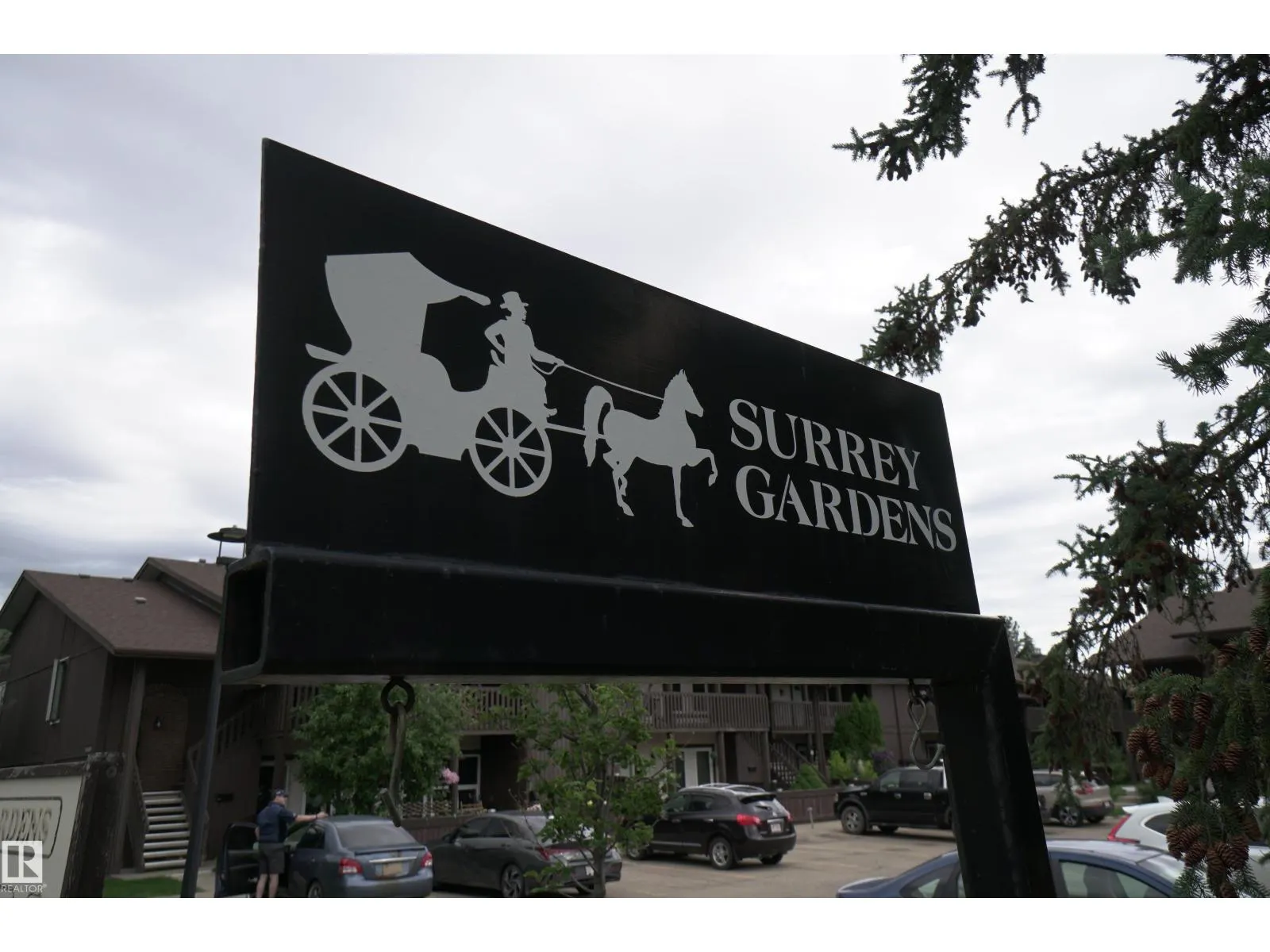 245 SURREY GARDENS GD NW