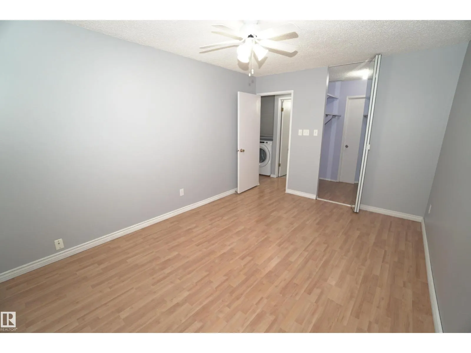 245 SURREY GARDENS GD NW