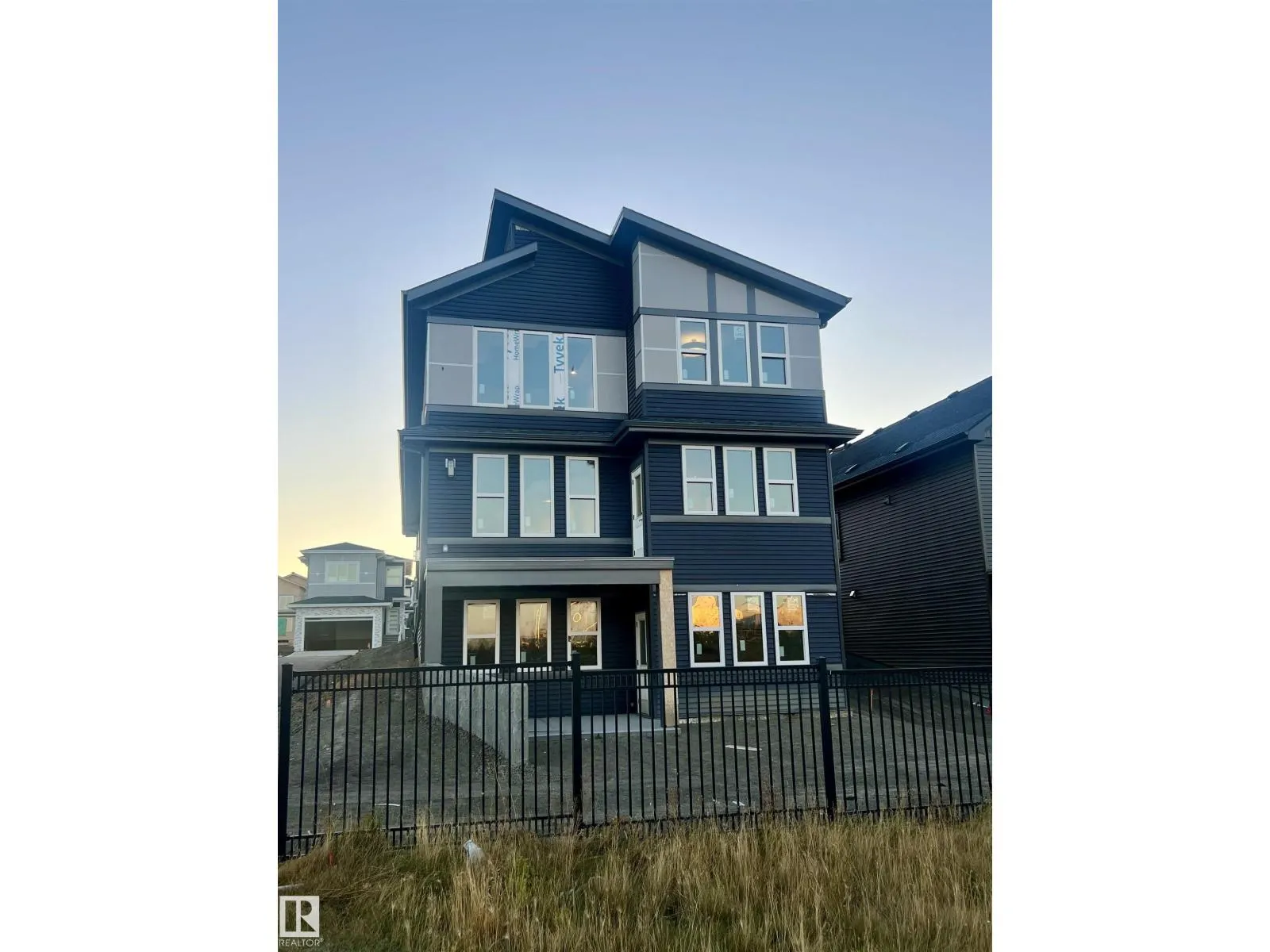 48 ELDRIDGE PT